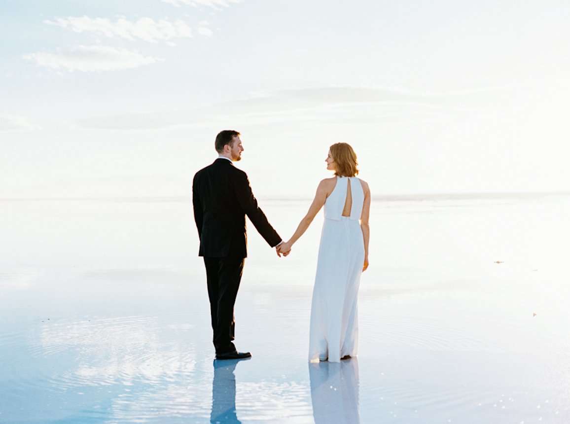 Chic Engagements at the Bonneville Salt Flats