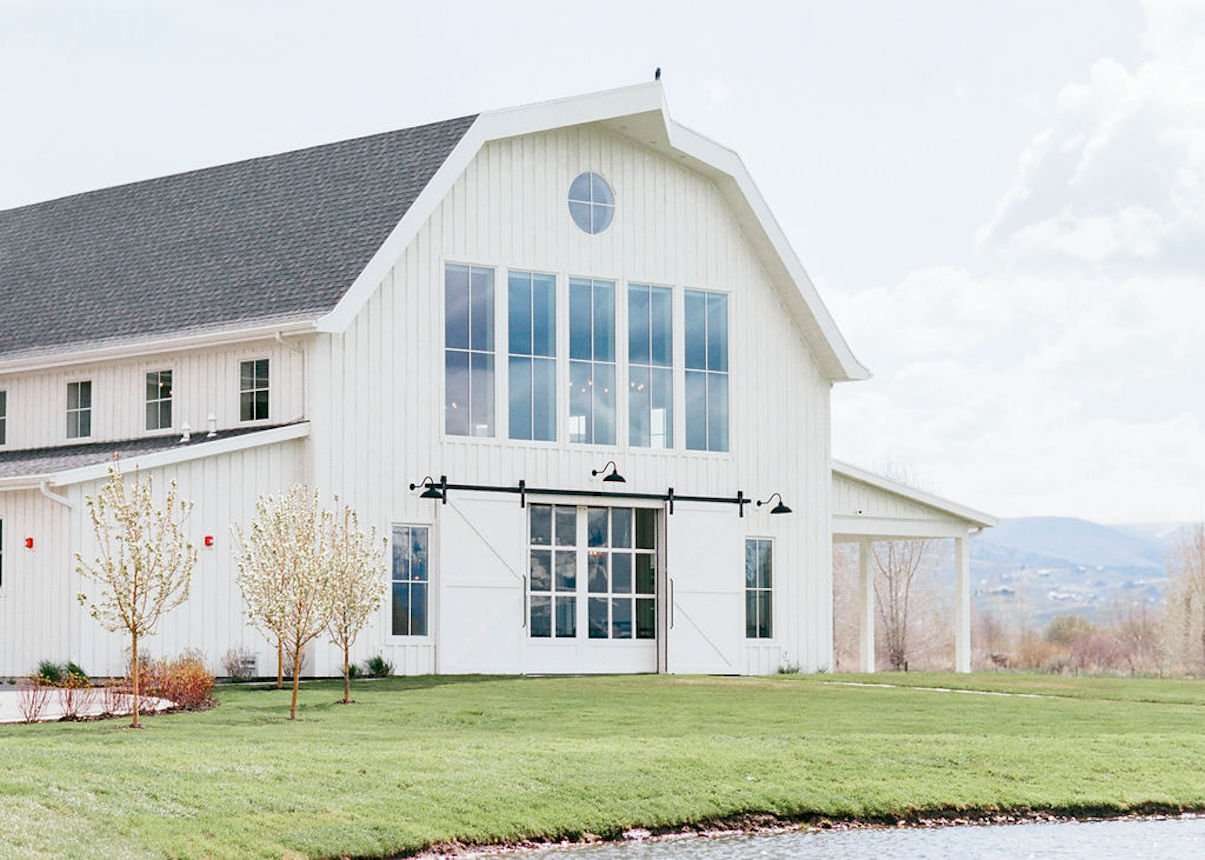 Classic Wedding Inspiration at River Bottoms Ranch