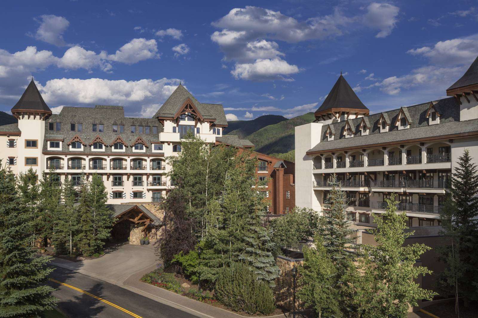 Mountain Wedding Getaways with Vail Marriott Mountain Resort