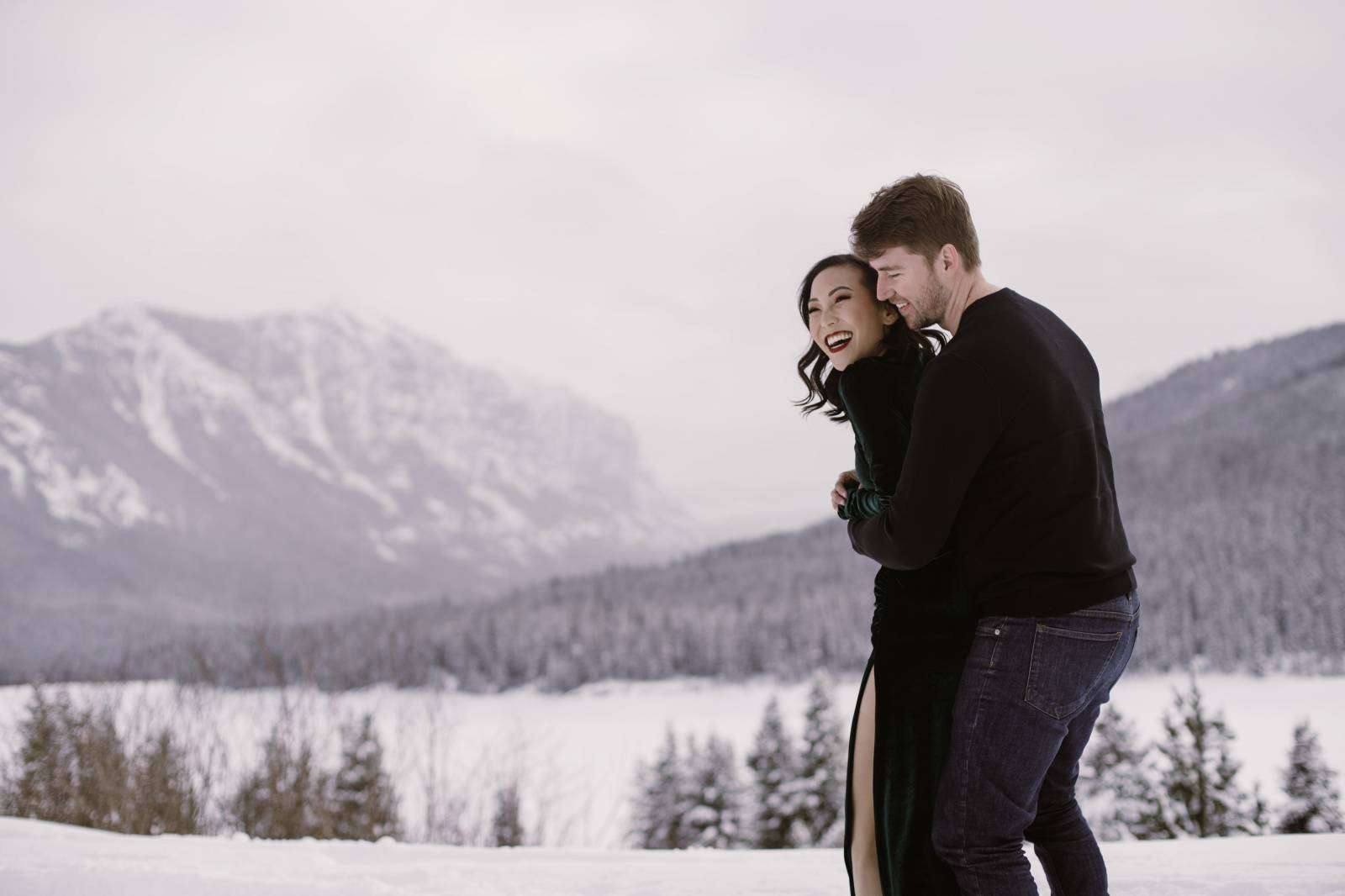 Chilly Winter Engagements in Bozeman