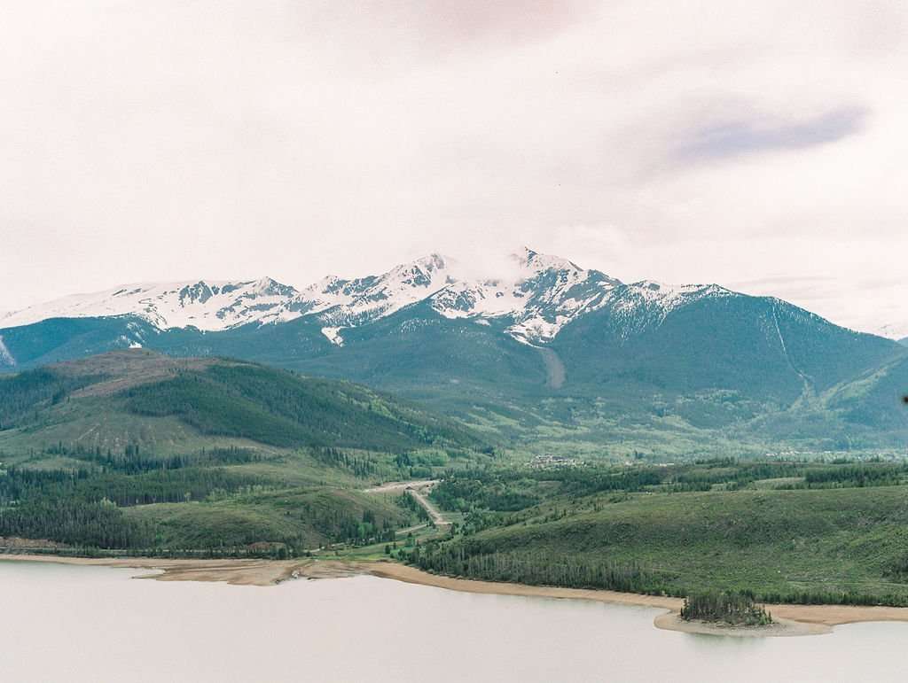 Timeless Engagement Session at Sapphire Point Overlook