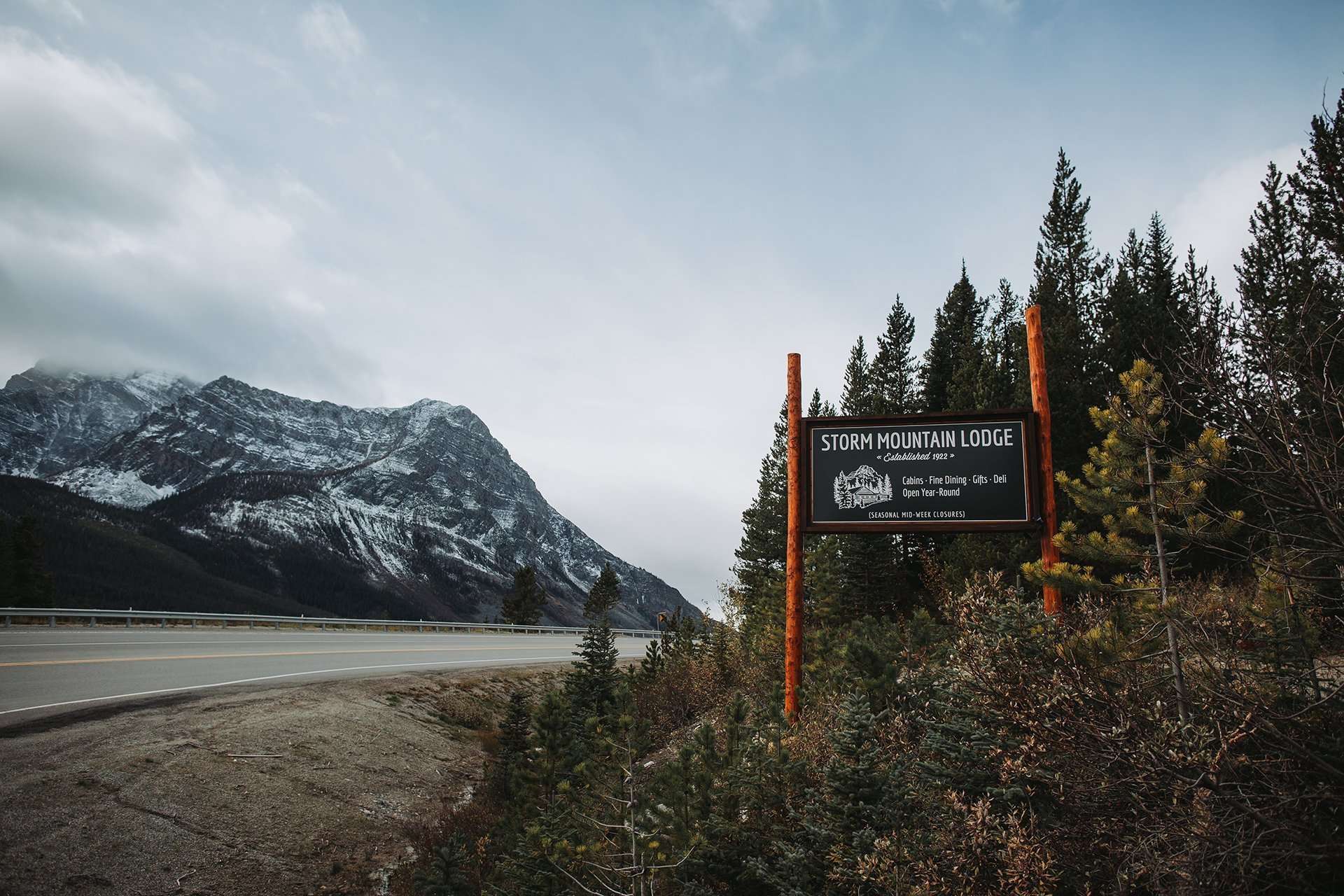 Winter Elopement at Storm Mountain Lodge