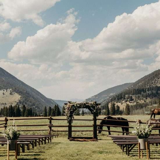 320 Guest Ranch <span> | Montana Wedding Venue + Hotel </span>