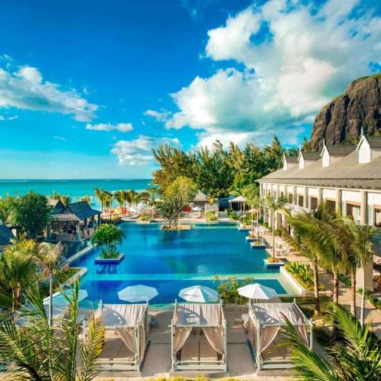 Plan a Spectacular Beachfront Honeymoon at The St. Regis Mauritius Resort