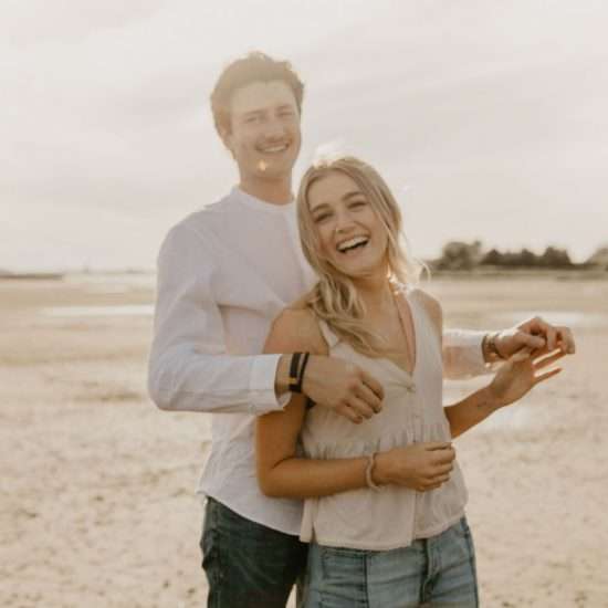 Playful Mud Bay Waterfront Lifestyle Session