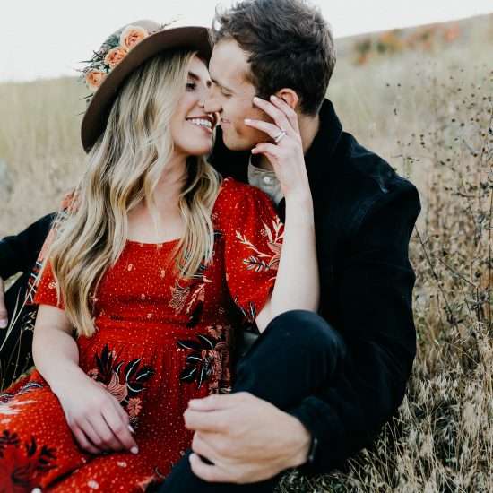 6 Outfit Ideas for your Engagement Session