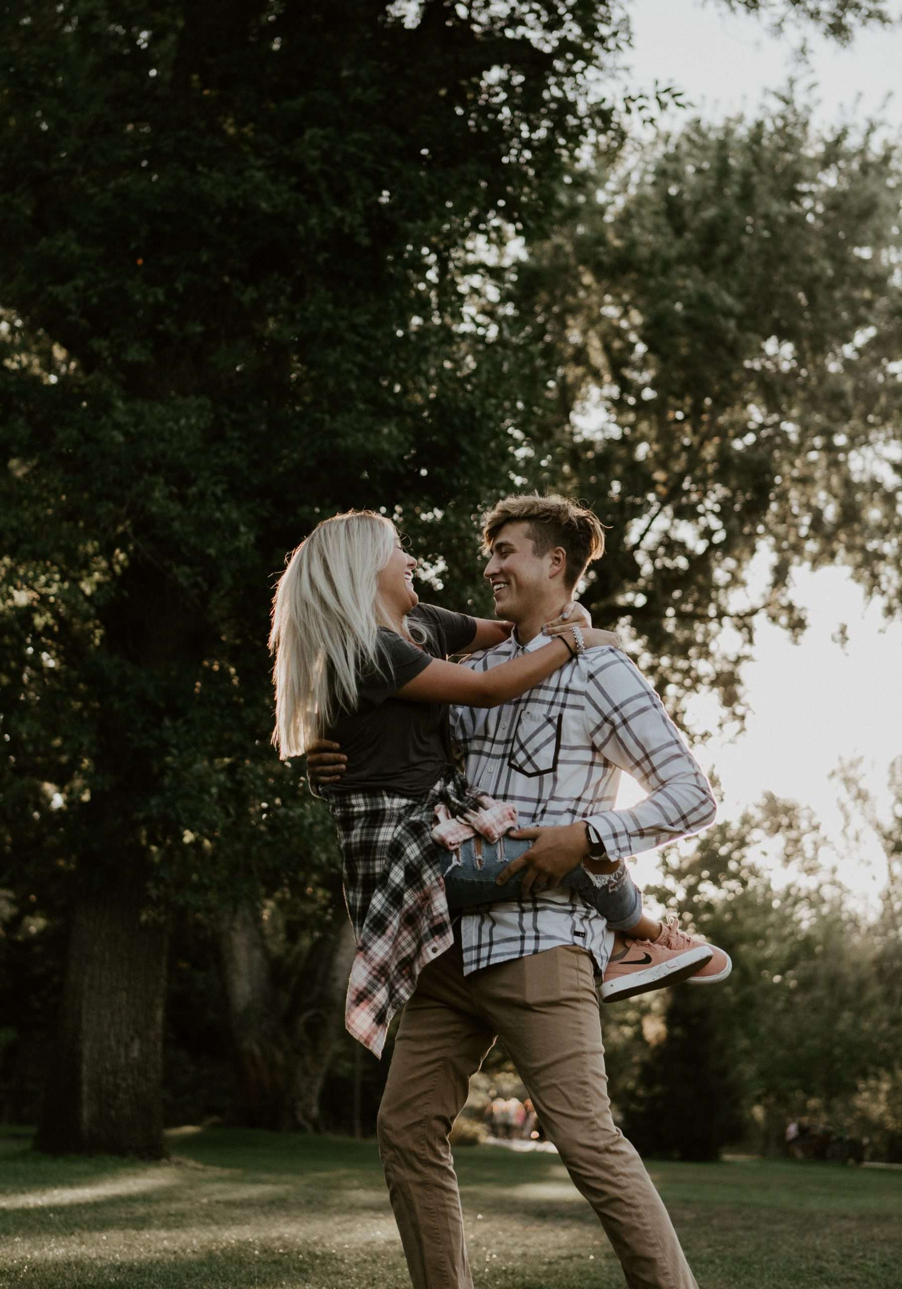 engagement photo dress ideas photos Engagement Session Outfit Ideas