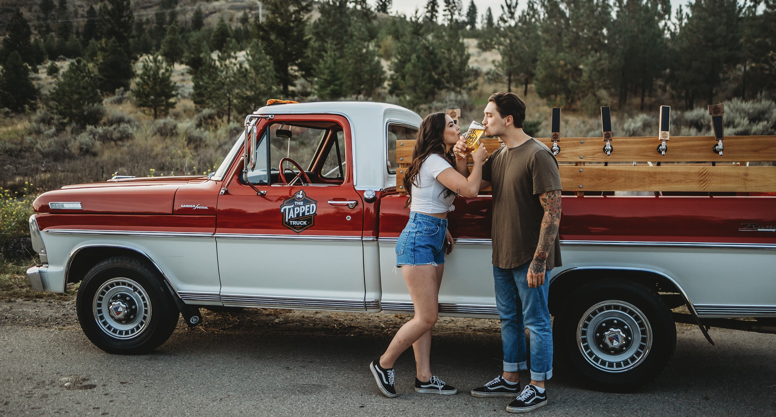 The Best Mobile Bar Rentals for Weddings in the Rocky Mountain West