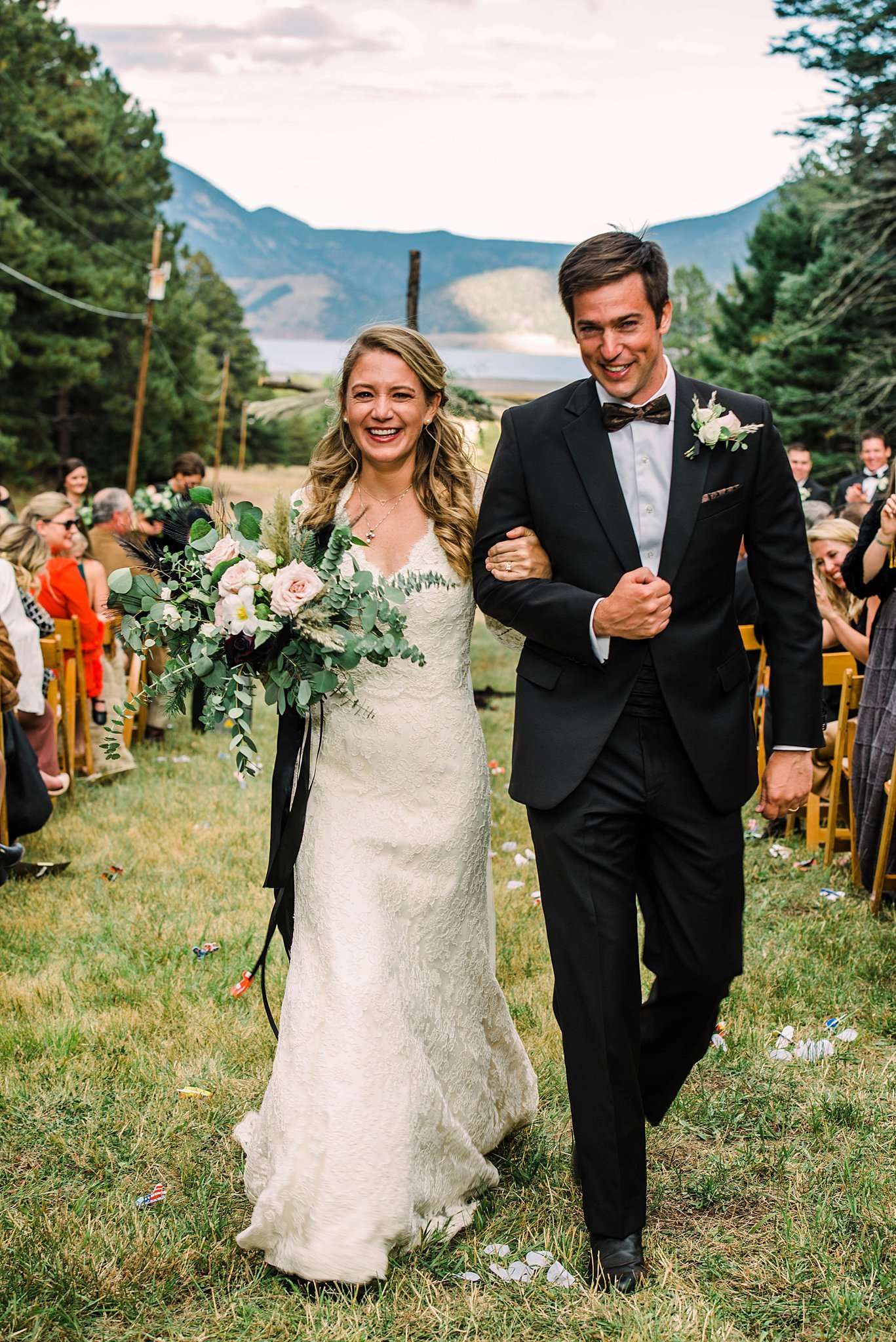 Bright Fall Wedding at Angel Fire Country Club
