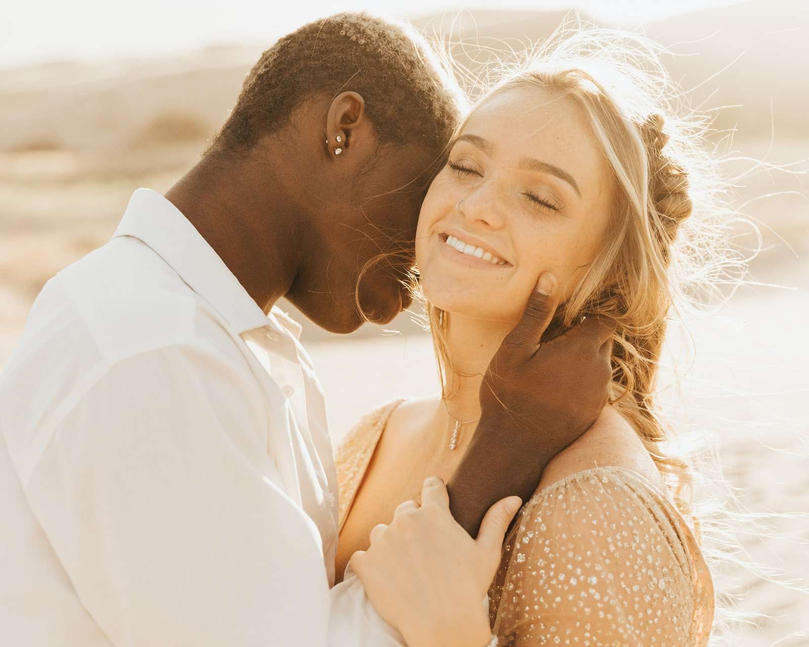 Light and Dreamy Little Sand Dunes Portraits Inspiration