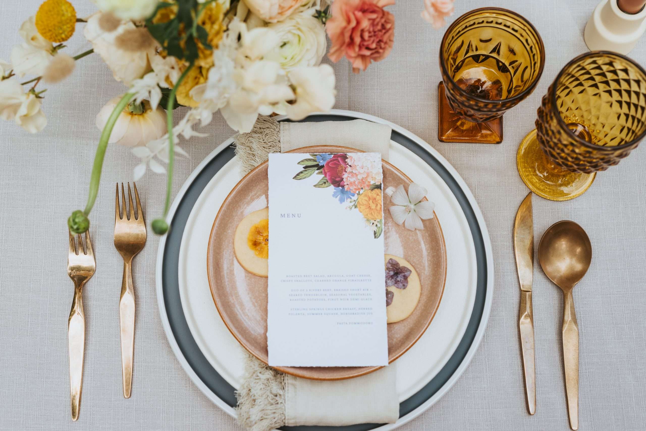 9 Ways to Incorporate Florals into your Big Day