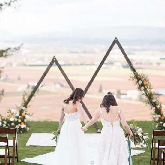 Romantic Spring Colors Wedding Inspiration at the Bos Estate