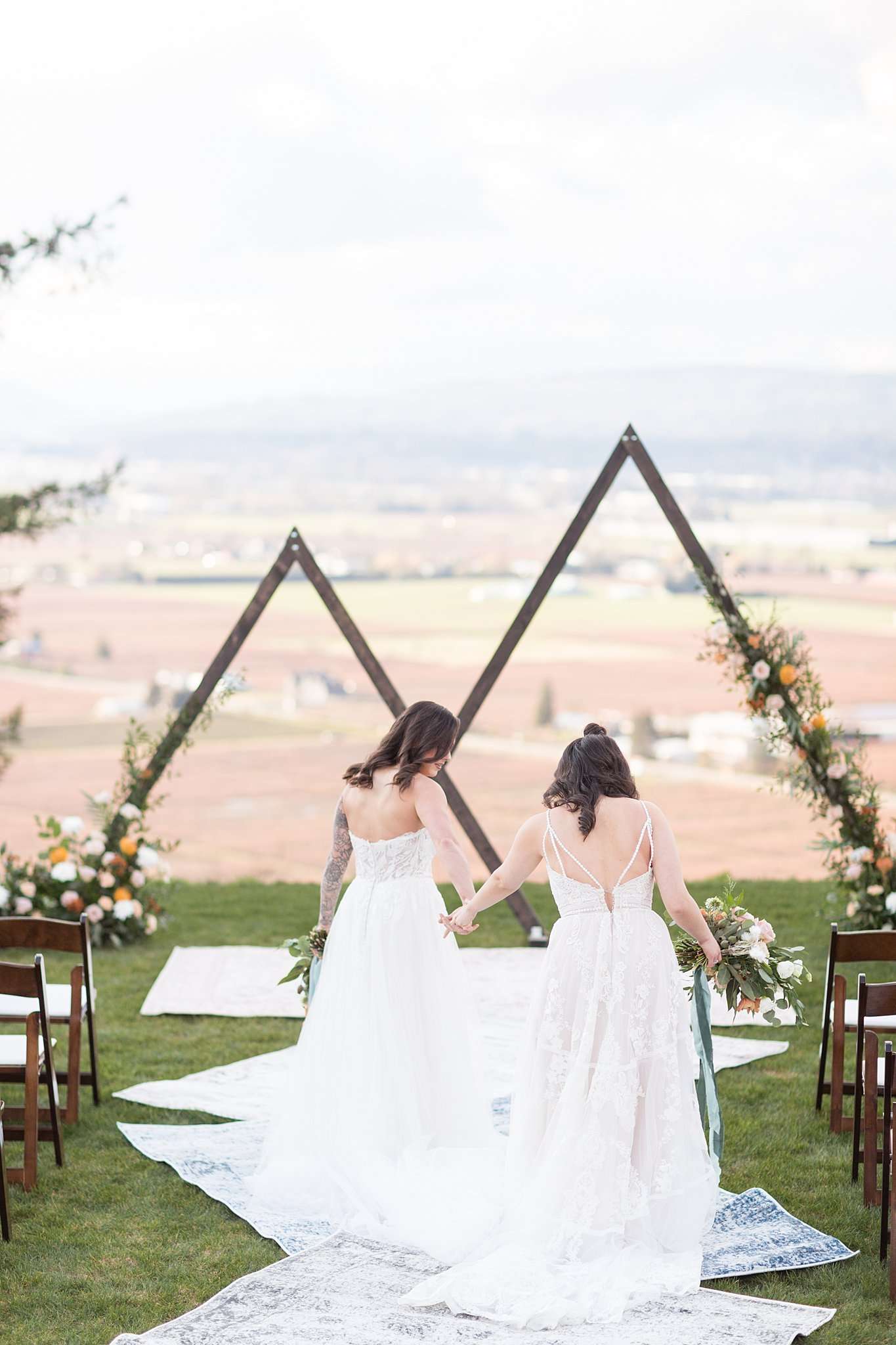 Romantic Spring Colors Wedding Inspiration at the Bos Estate