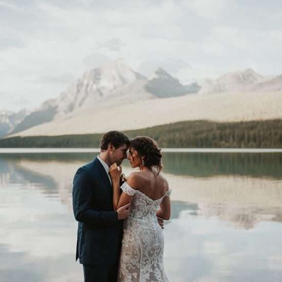 Elegant Lakeside Elopement Inspiration