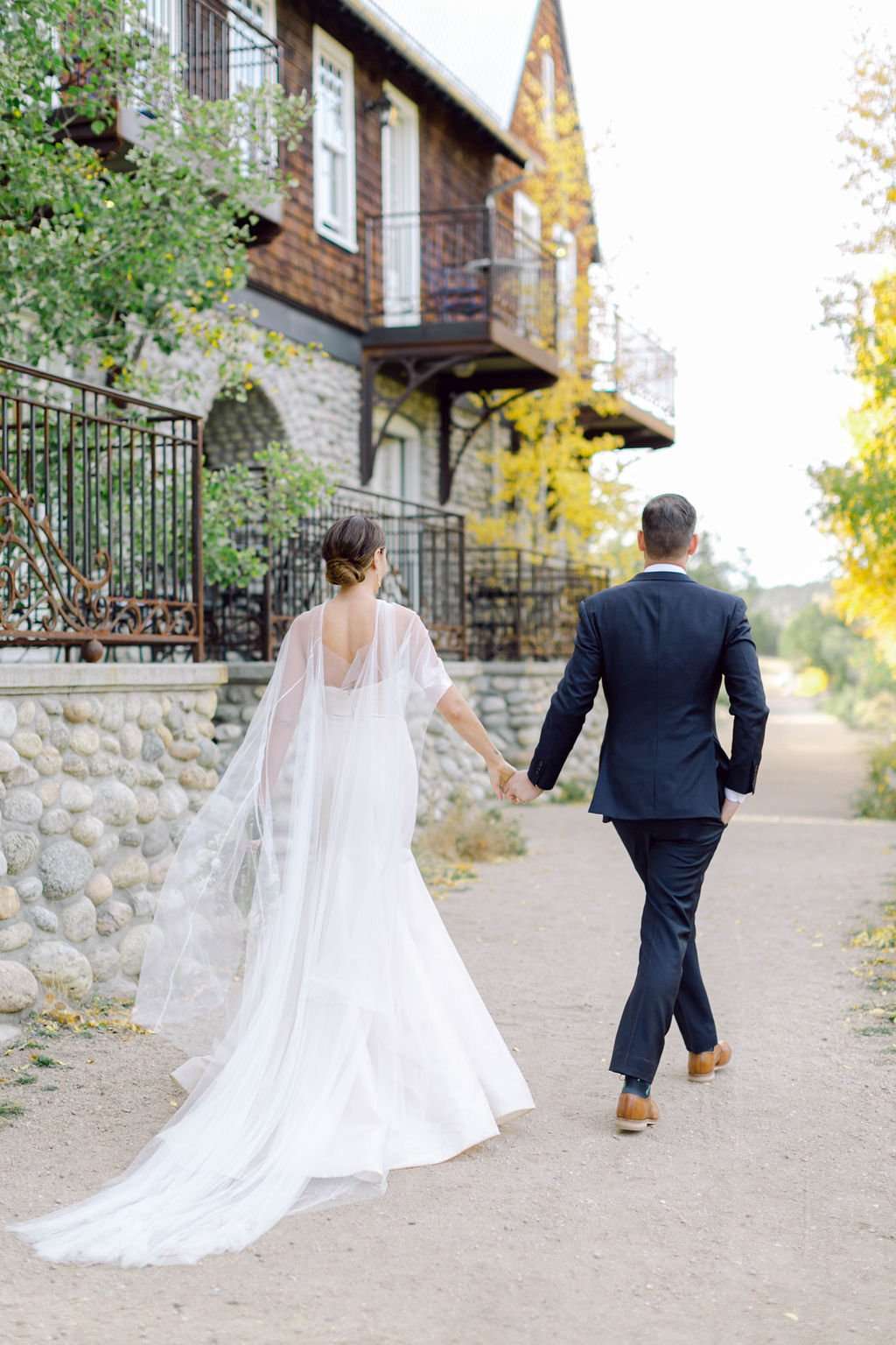 Elegant and Picturesque Surf Chateau Wedding