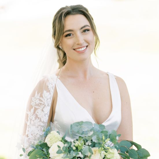Lizzii Burnett <span> | British Columbia Wedding Makeup Artist </span>