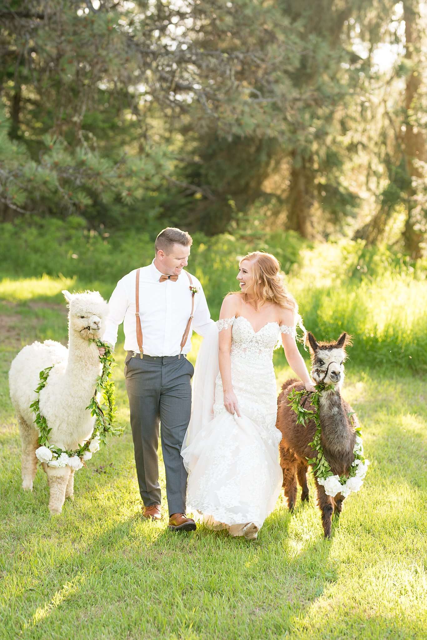 Deep Blue Floral Elopement Inspiration at Twin Creeks Farm