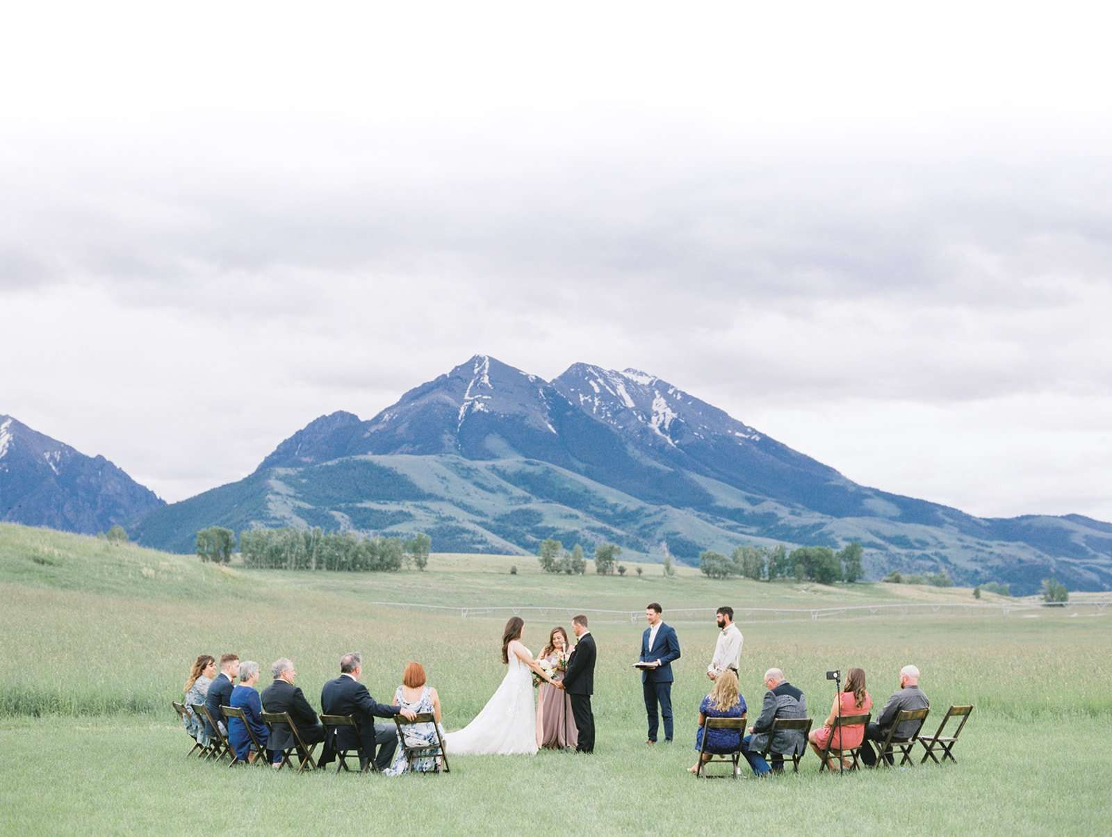 Fresh Summer Sage Lodge Elopement