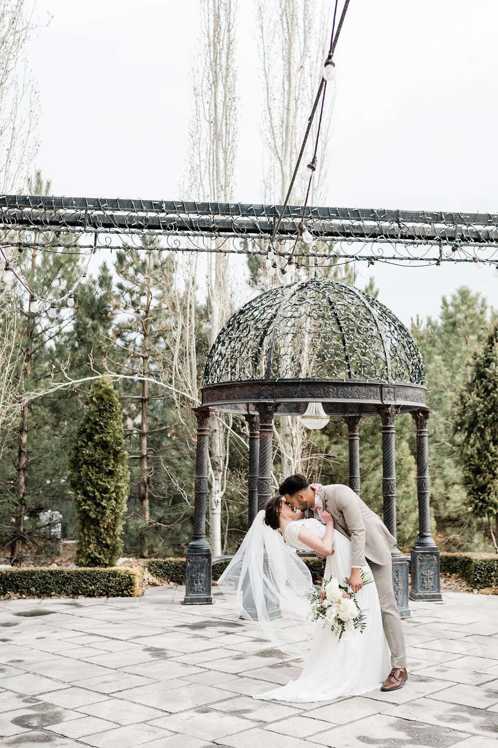 Glam Sleepy Ridge Wedding Inspiration