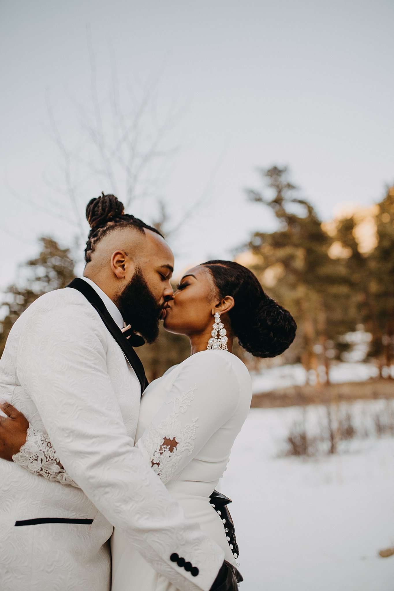 Luxurious Della Terra Mountain Chateau Winter Wedding