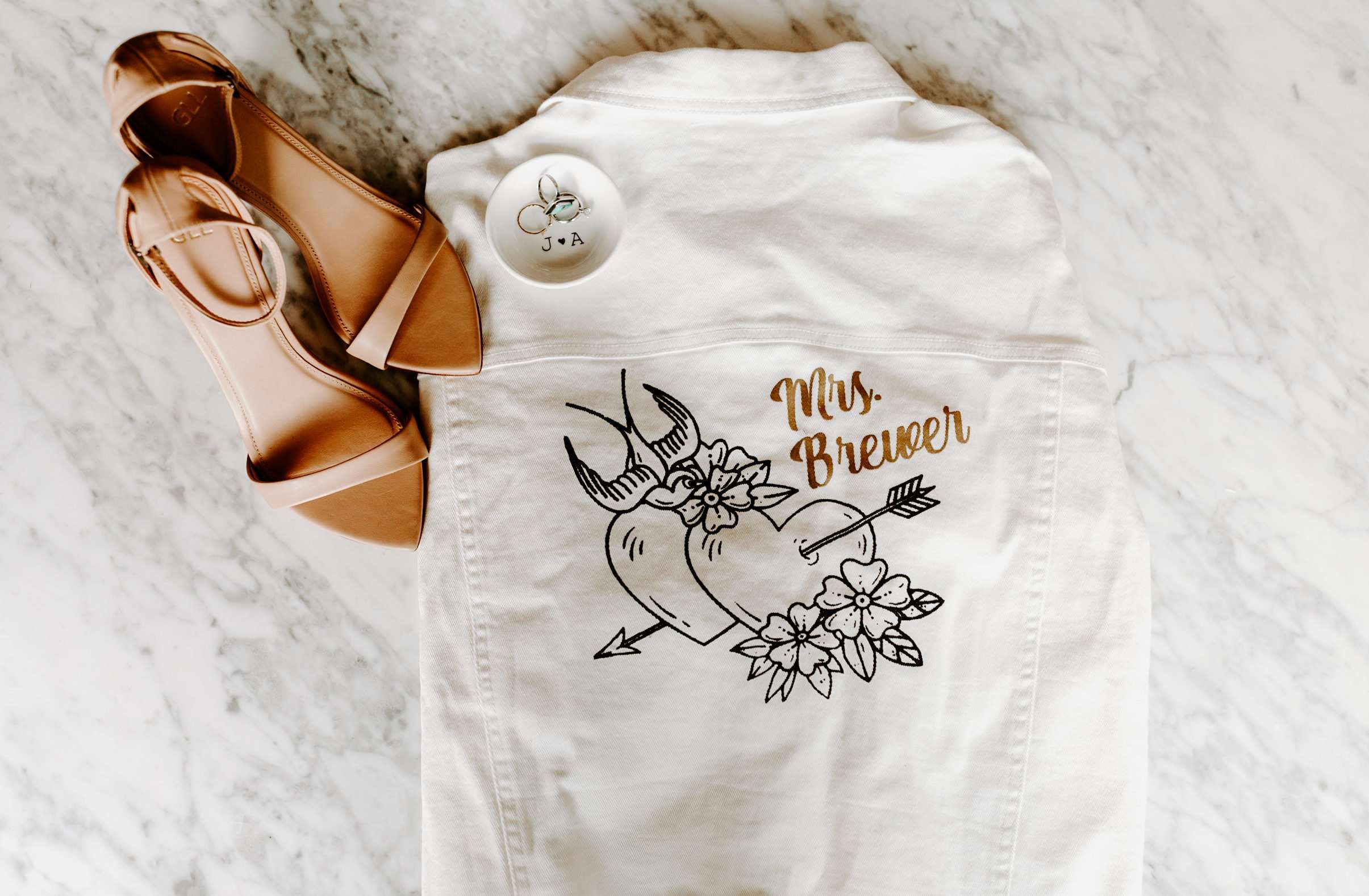 30 Wedding Accessories for the Bride