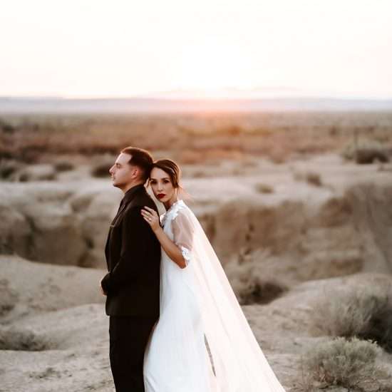 Powerful and Bold Albuquerque Elopement Inspiration
