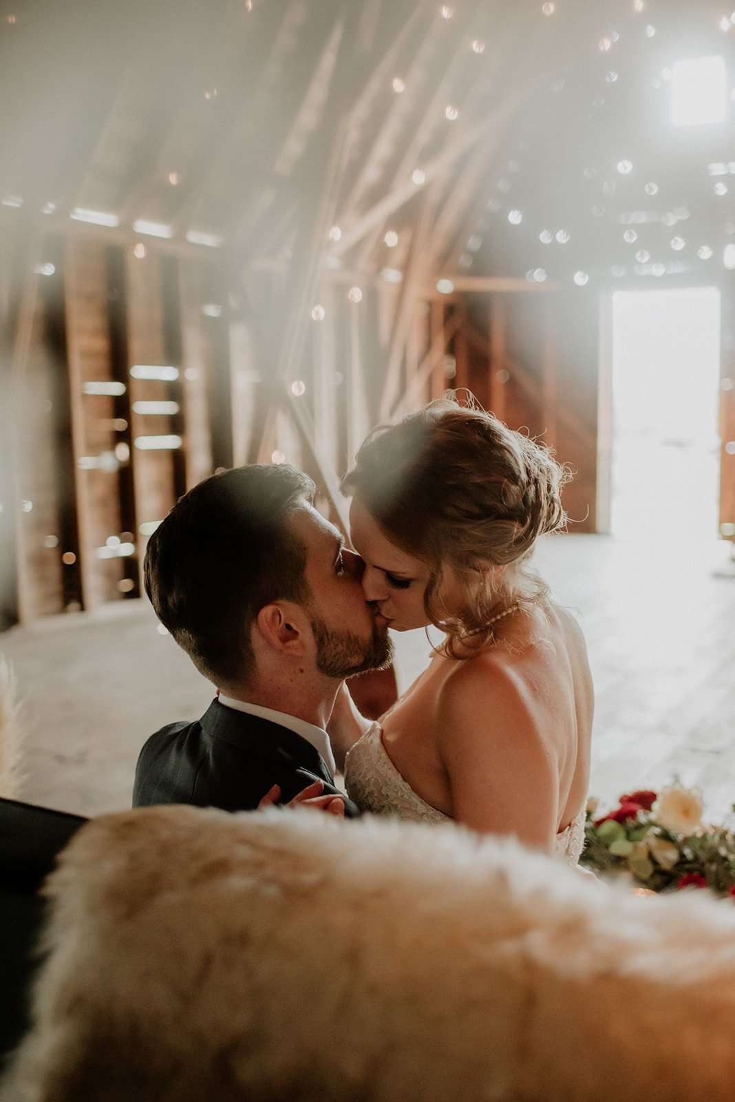 Modern and Rustic Wedding Inspiration