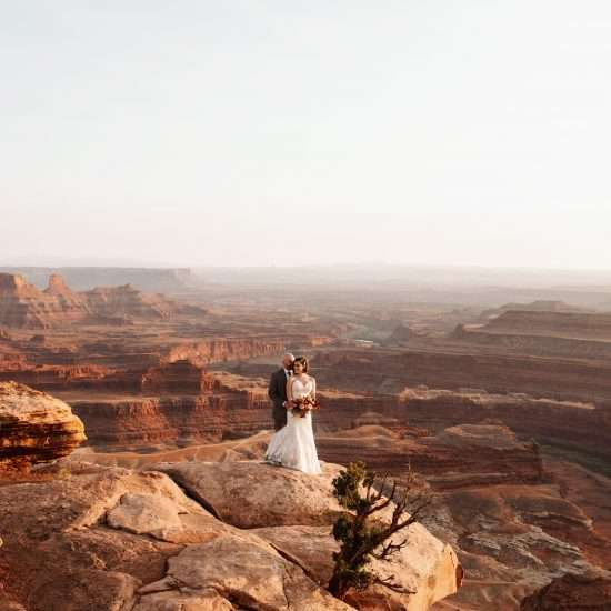 Dramatic Vista Bridals at Dead Horse Point