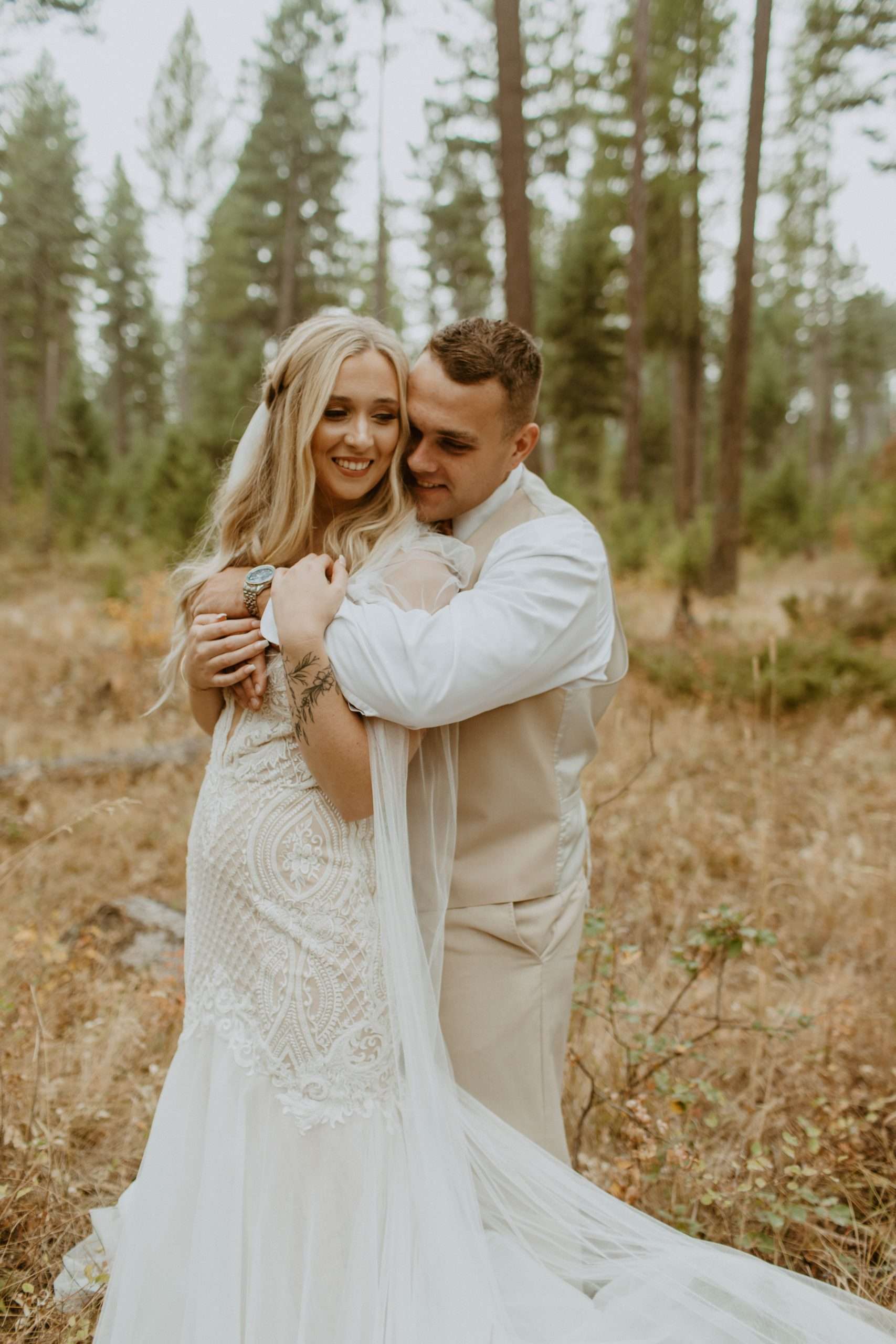 Cozy Fall Wedding in Whitefish