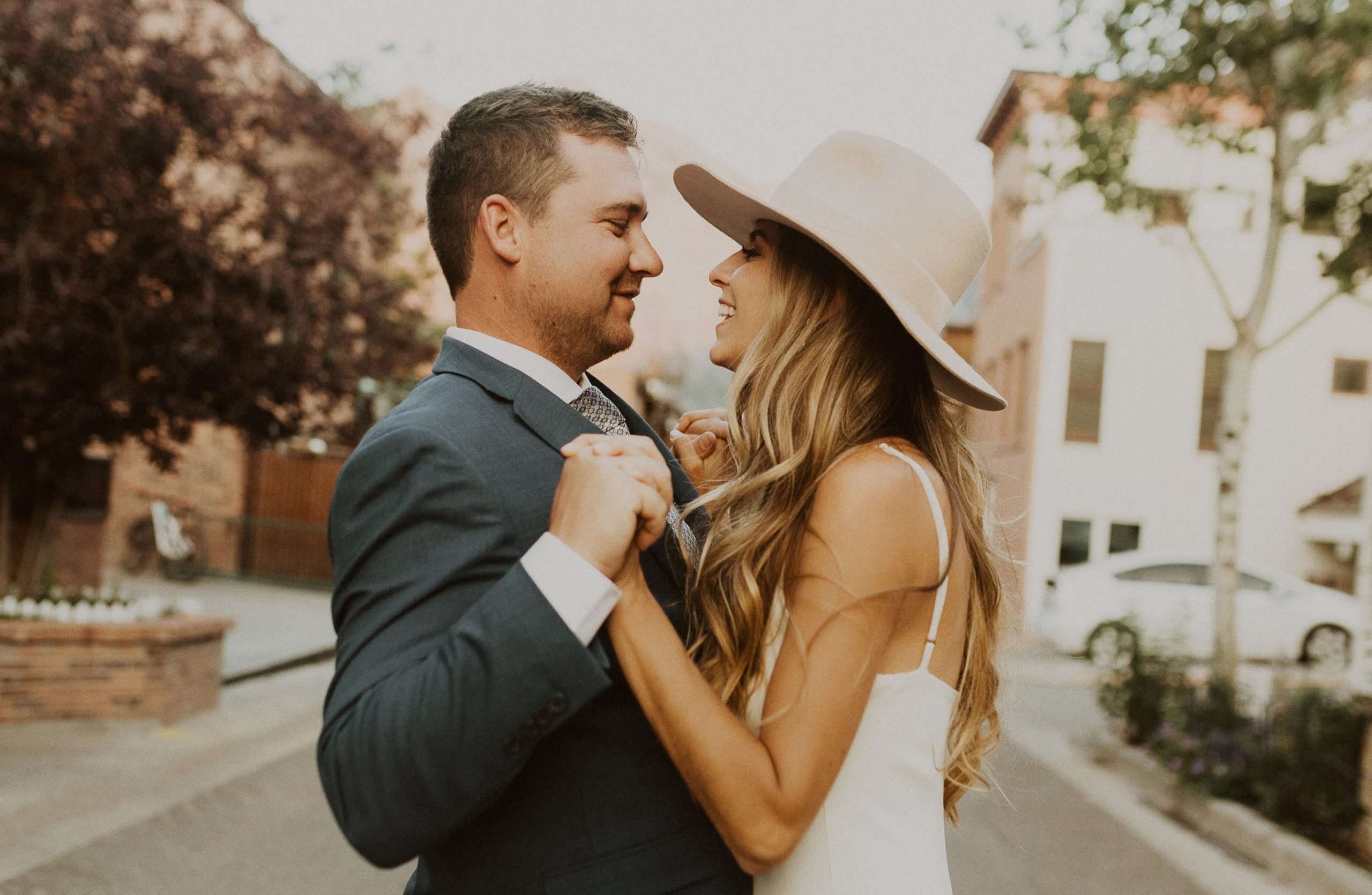 Hats to Wear On Your Wedding Day