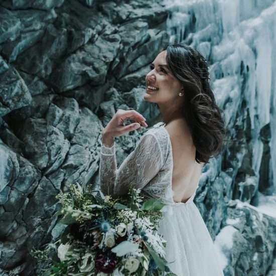 Plan the Dreamiest Winter Elopement: Tips From Jenny Smiley Photography