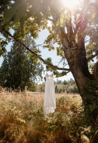 Romantic and Rustic Wedding at Keating Farm