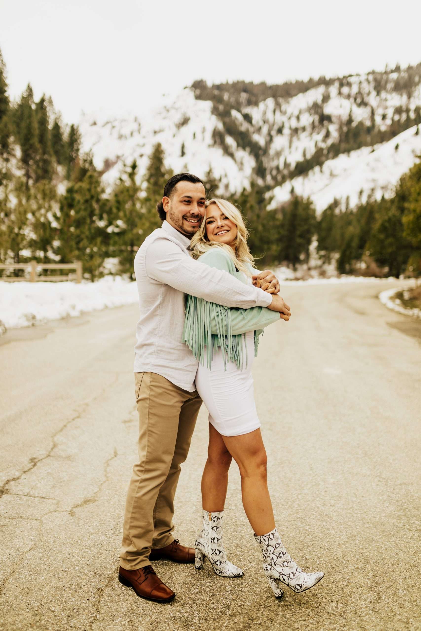 Trendy Idaho Engagements