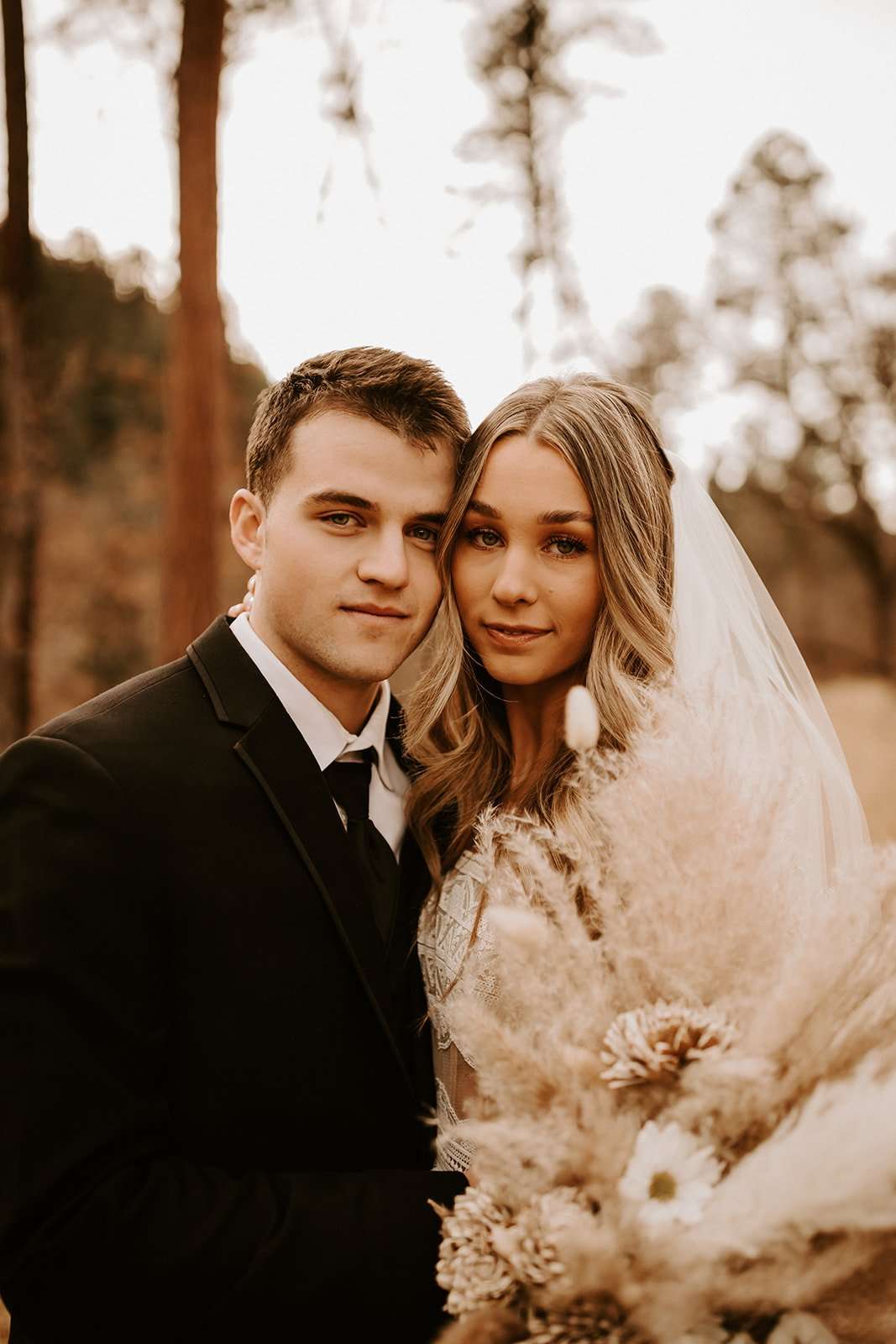 Heartwarming and Intimate Ruidoso Wedding Day
