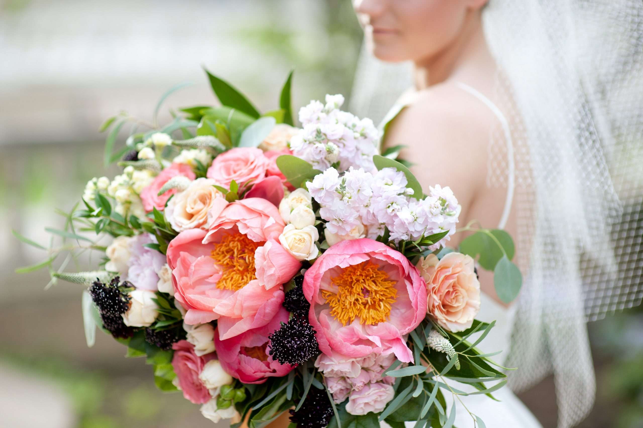 Picking the Right Flowers For Your Palette and Season