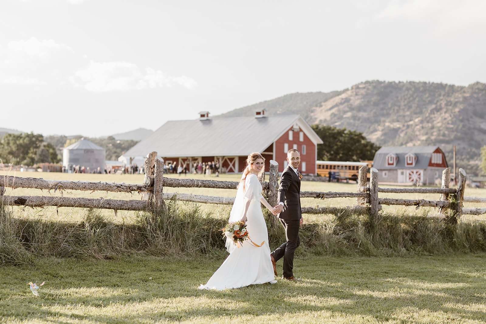 Plan an Unforgettable Colorado Wedding at The Barn at Howard Creek Farm