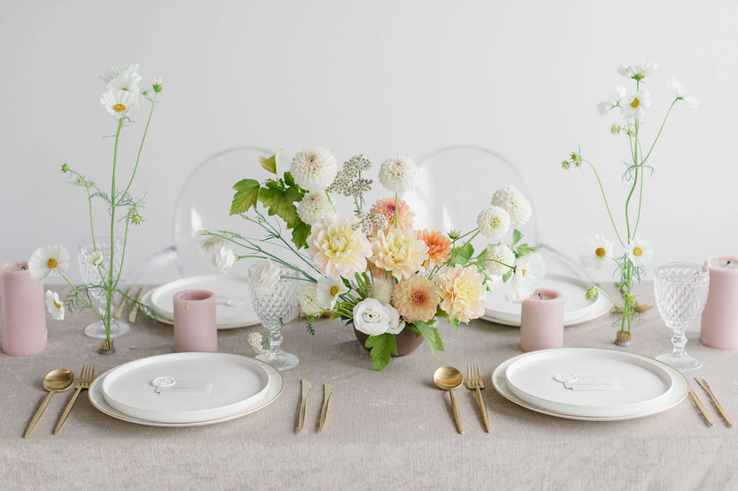 Soft and Simplistic Wedding Inspiration