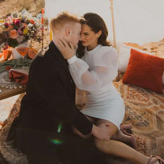 Vibrant Stylized Picnic Elopement in Utah