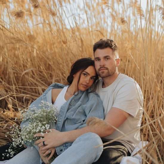 Casual and Intimate Golden Hour Session in Utah