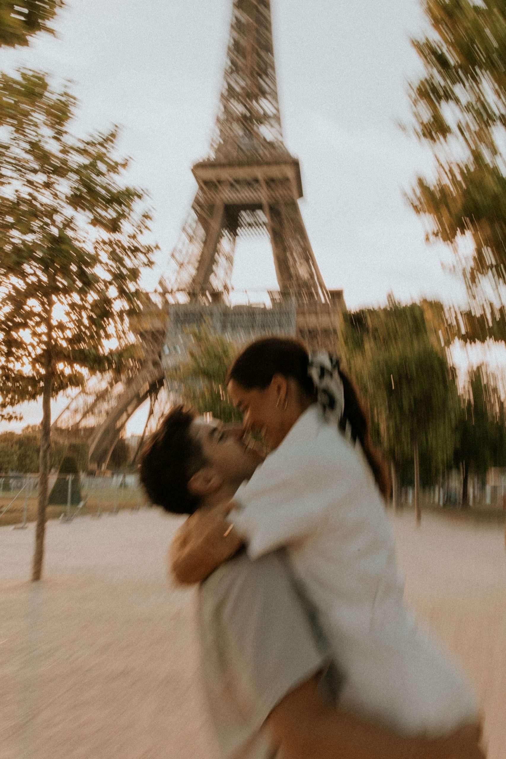 Spontaneous Honeymoon Session in Paris, France