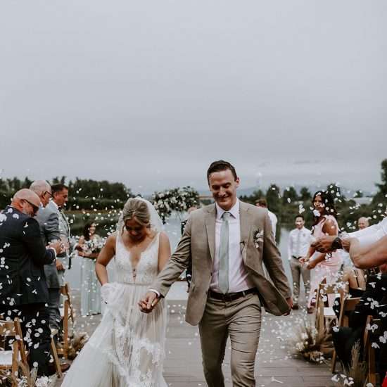 A Stunning and Sage Estate Wedding in Chilliwack
