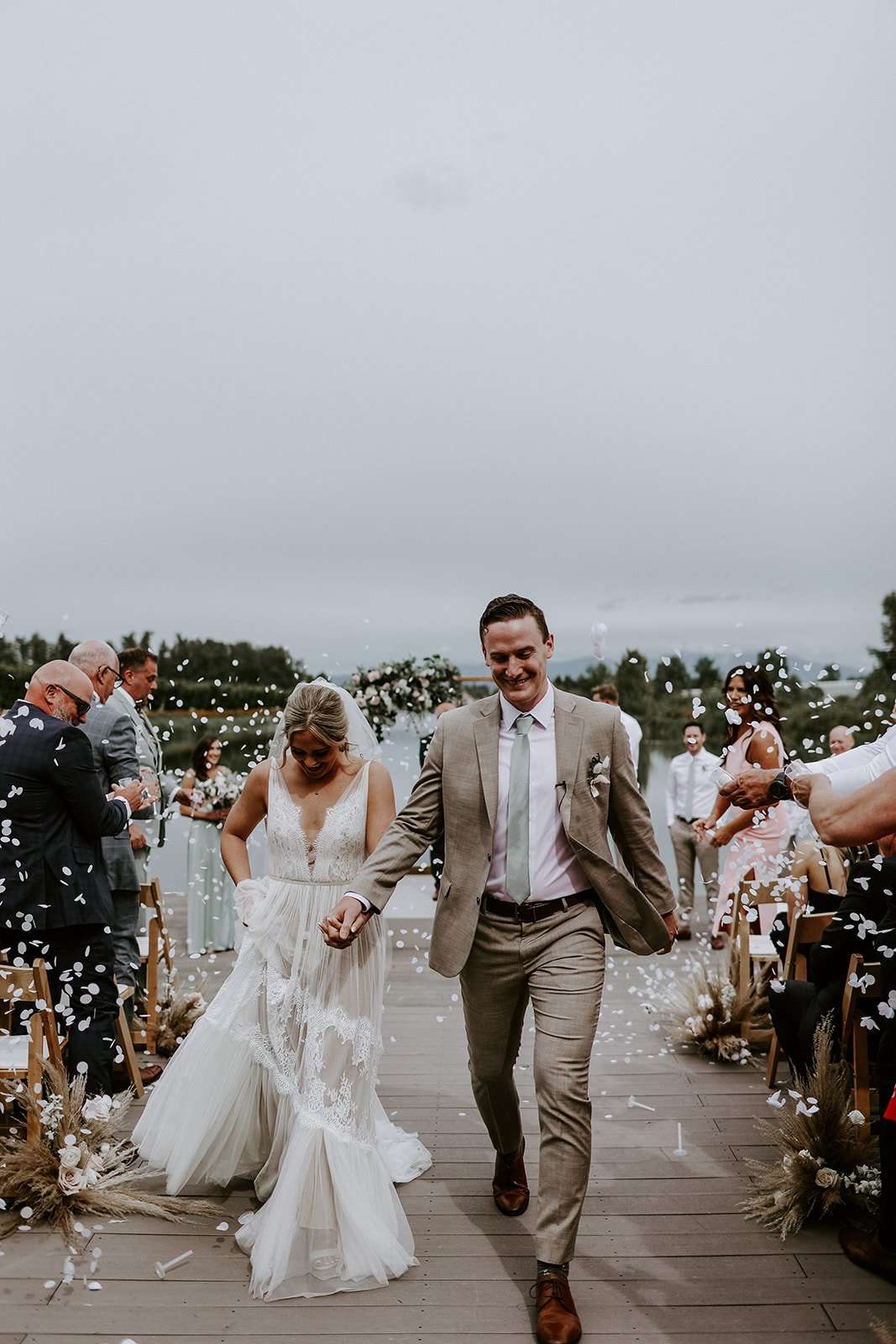 A Stunning and Sage Estate Wedding in Chilliwack