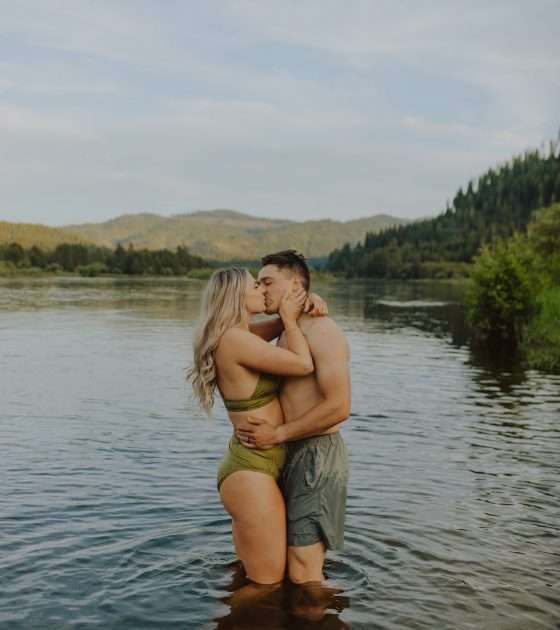 Our Favorite Engagement and Couple’s Photos That Aren’t Boring