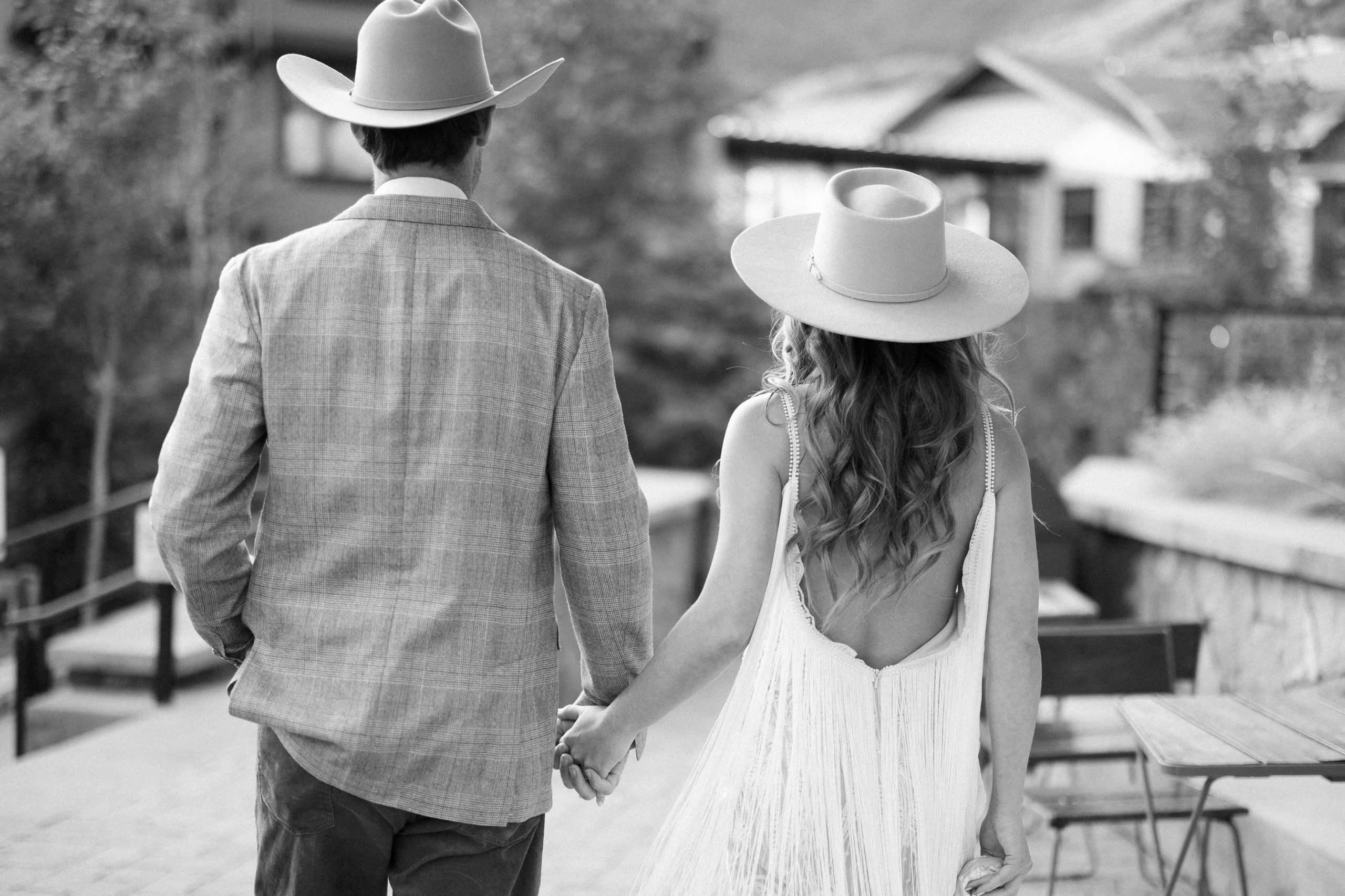 8 Wedding Gowns Perfect for A Western Style Wedding