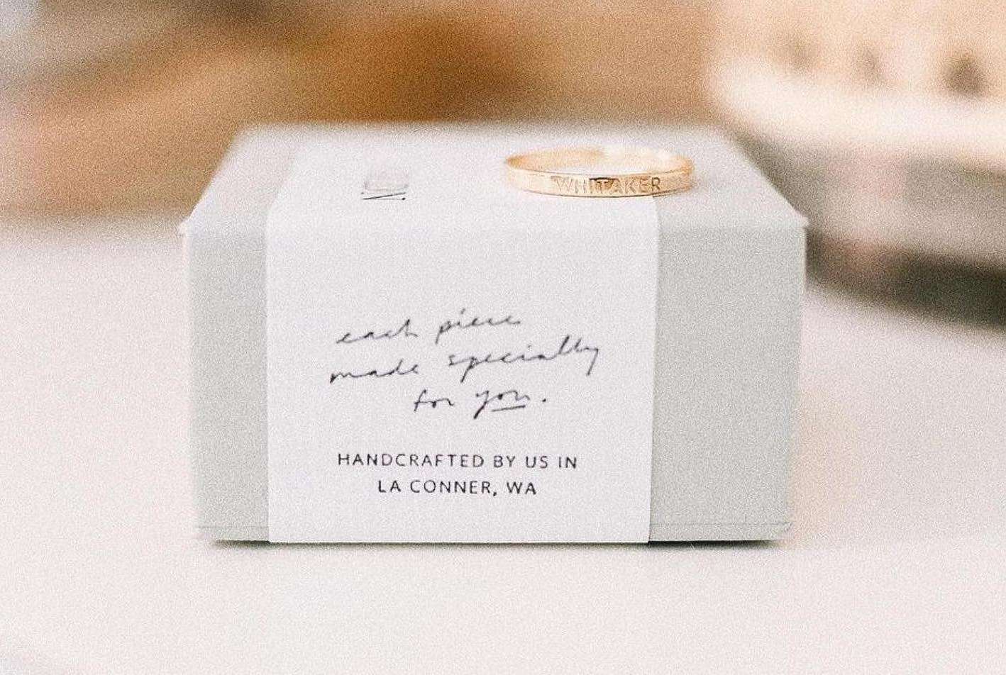 8 Holiday Gifts Your Girlfriends Will Die For