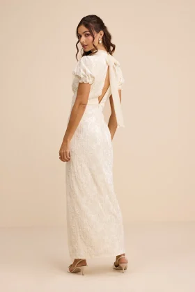 western rehearsal dinner dress bride A Elegant Western Rehearsal Dinner in Aspen, Colorado