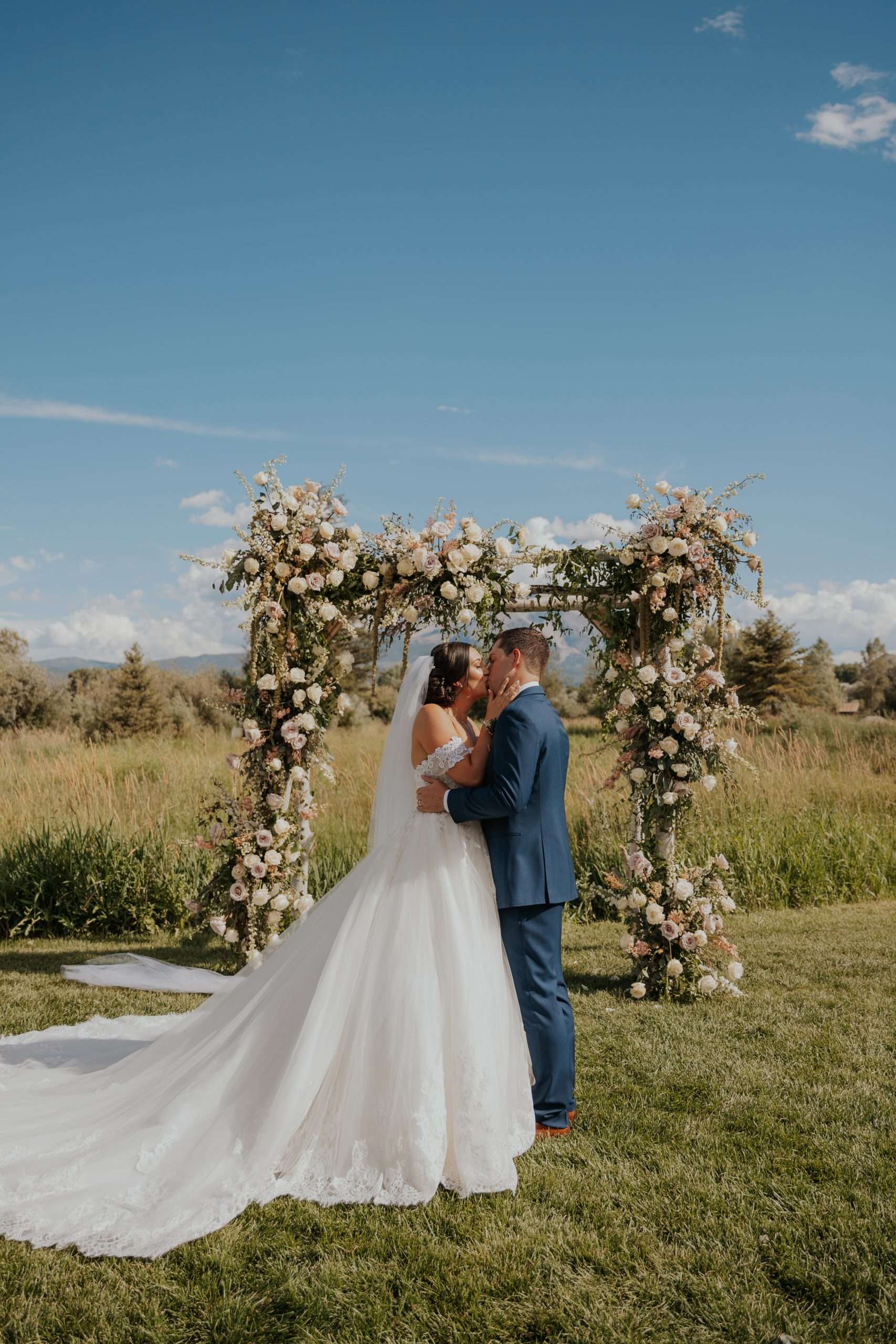 Elegant and Classy Colorado Wedding