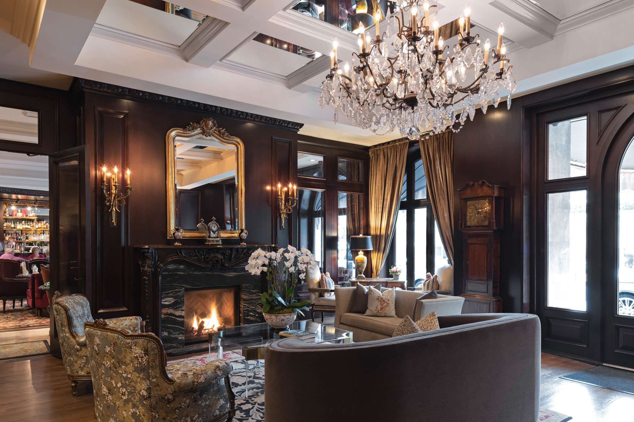 dark and moody Wedgewood Hotel & Spa in vancouver