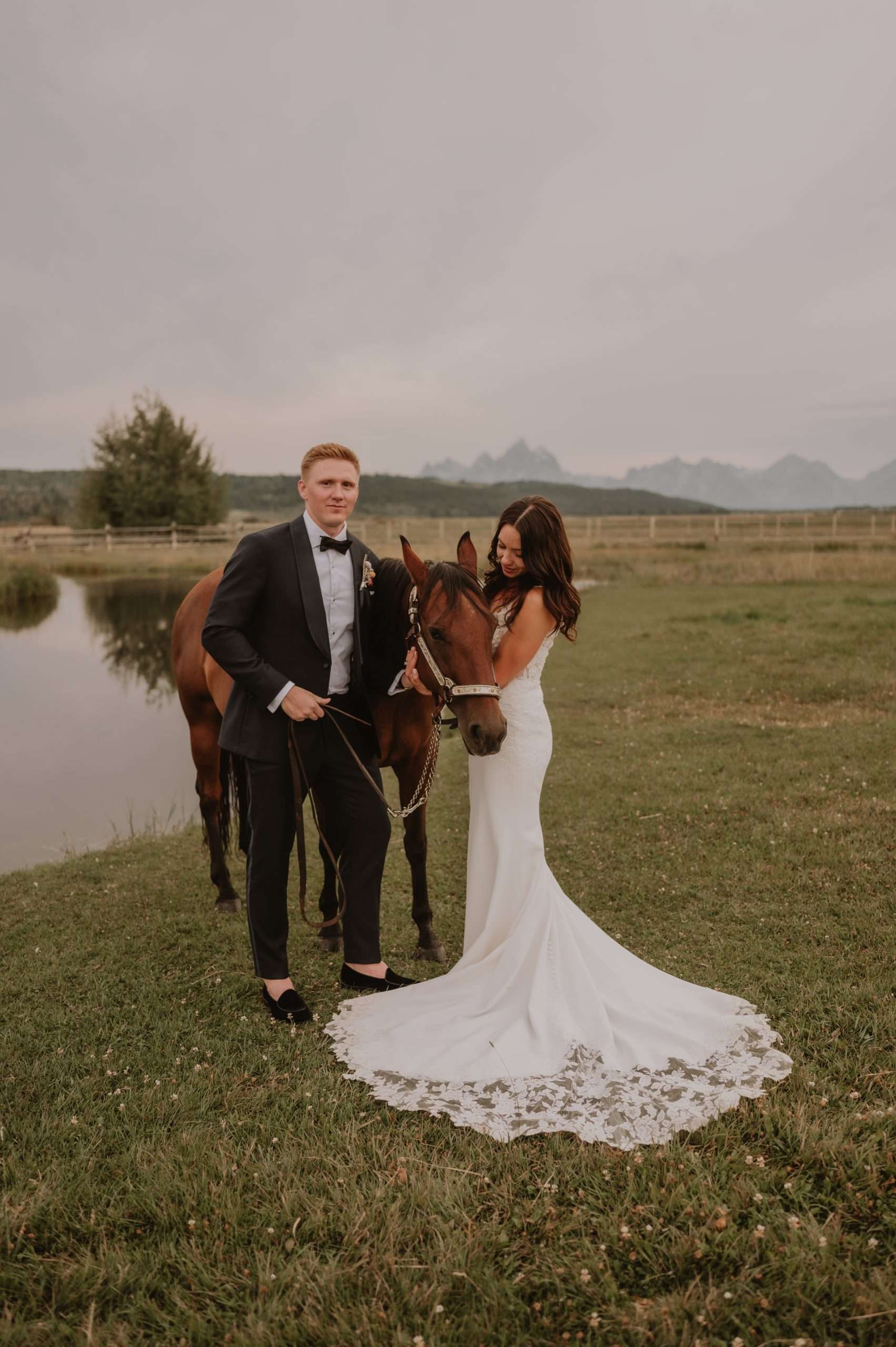 Western Wyoming Wedding with Colorful Details