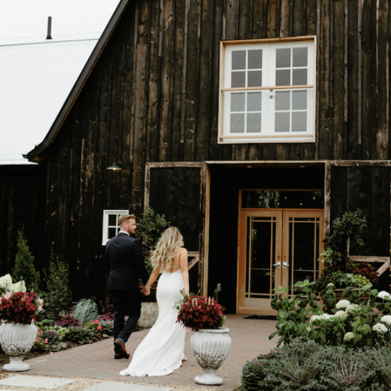 Black Barn <span> | Alberta Wedding Venue </span>
